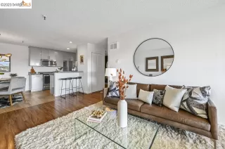 Photo #1: 41022468 Listing