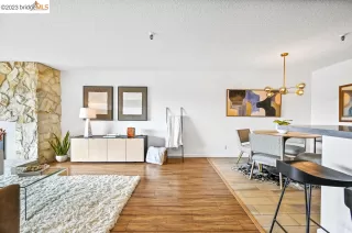 Photo #6: 41022468 Listing