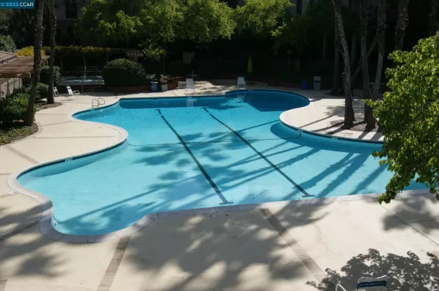 MLS: 41022480 Condo For Sale