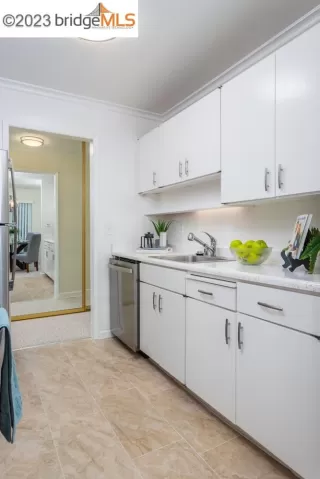 Photo #6: 41022503 Listing 