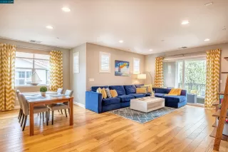 Photo #2: 41022550 Listing 