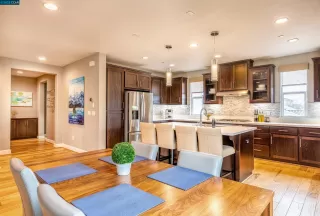 Photo #6: 41022550 Listing 