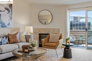 Photo #2: 41022558 Listing 