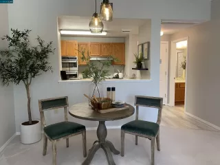 Photo #5: 41022578 Listing