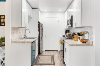 Photo #4: 41022623 Listing