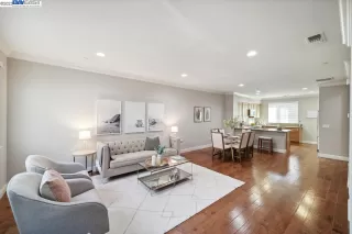 Photo #3: 41022658 Listing 