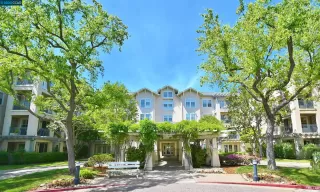 Photo #1: 41022684 Listing