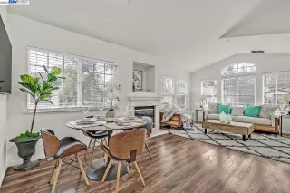 Photo #2: 41022709 Listing