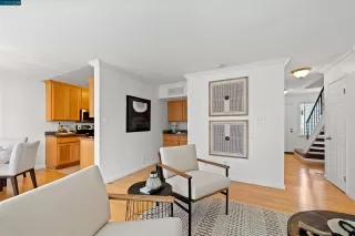 Photo #5: 41022751 Listing 