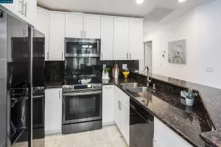 Photo #4: 41022754 Listing