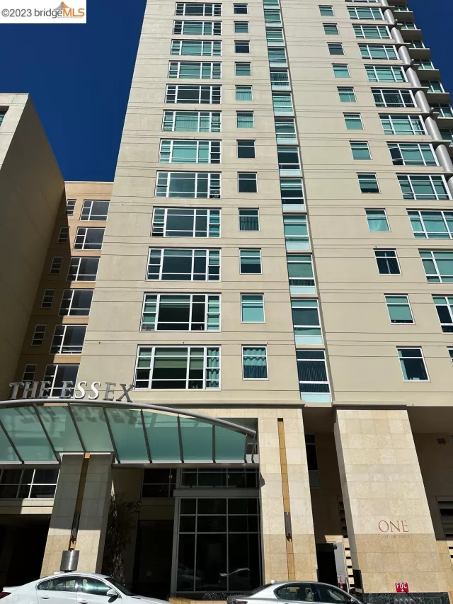 MLS: 41022776 Condo For Sale