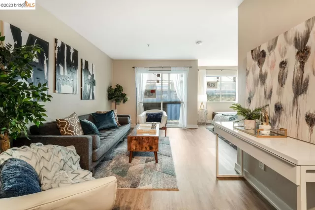 MLS: 41022825 Condo For Sale