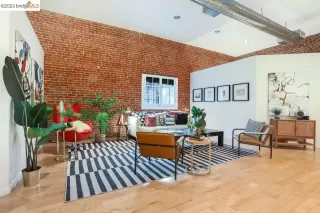 Photo #2: 41022853 Listing