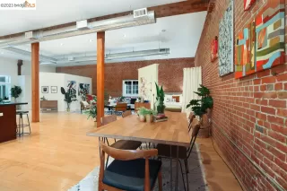 Photo #6: 41022853 Listing