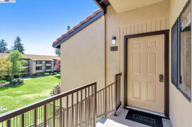 MLS: 41022897 Condo For Sale