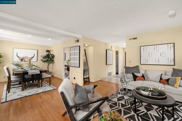 MLS: 41022938 Condo For Sale