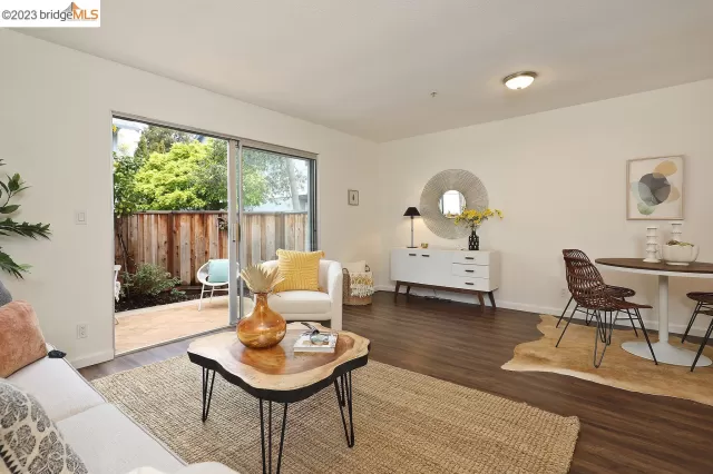 MLS: 41022971 Condo For Sale