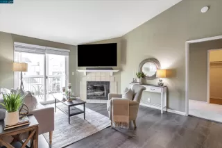 Photo #5: 41022984 Listing