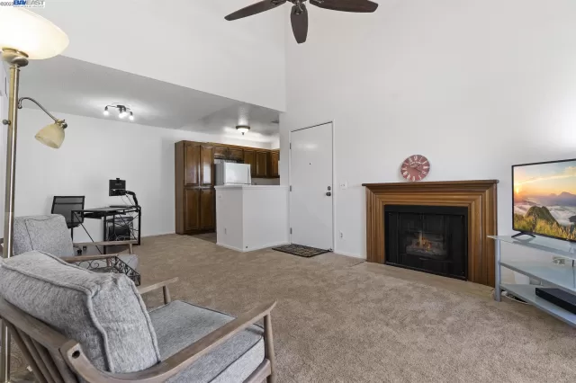 MLS: 41022991 Condo For Sale