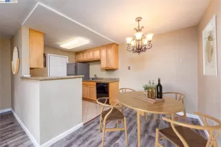 Photo #2: 41023035 Listing