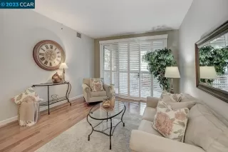 Photo #2: 41023042 Listing