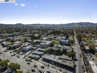 Photo #2: 41023079 Listing