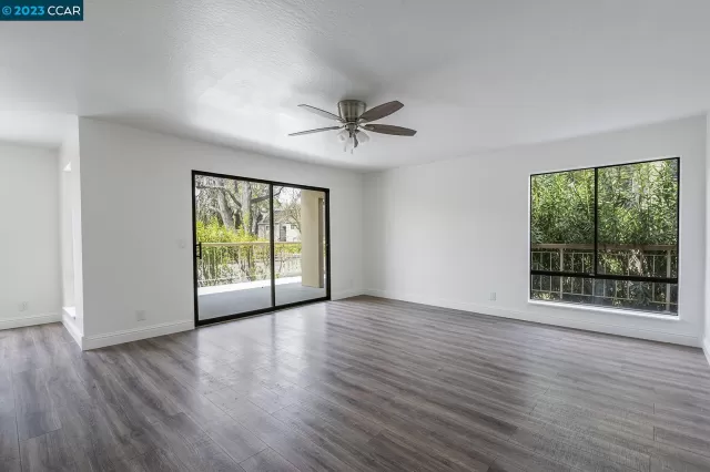 MLS: 41023104 Condo For Sale