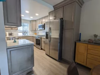 Photo #1: 41023122 Listing 