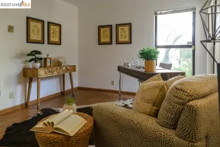 Photo #2: 41023197 Listing