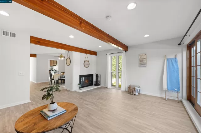 MLS: 41023325 Condo For Sale
