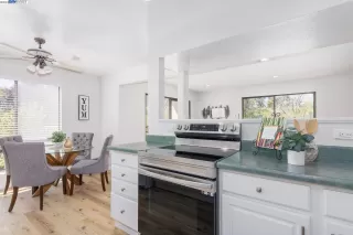 Photo #5: 41023342 Listing