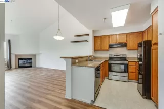 Photo #5: 41023396 Listing