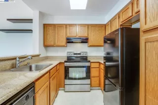 Photo #6: 41023396 Listing