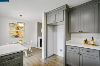 Photo #5: 41023430 Listing