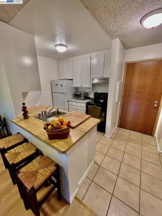 Photo #4: 41023442 Listing 