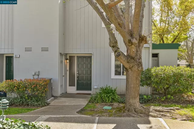 MLS: 41023517 Condo For Sale