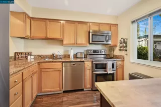 Photo #6: 41023517 Listing 