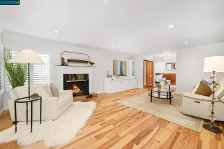 Photo #3: 41023536 Listing