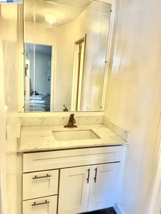 Photo #5: 41023562 Listing