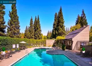 Photo #2: 41023678 Listing