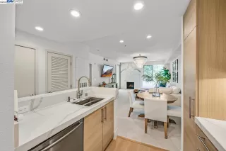 Photo #6: 41023683 Listing