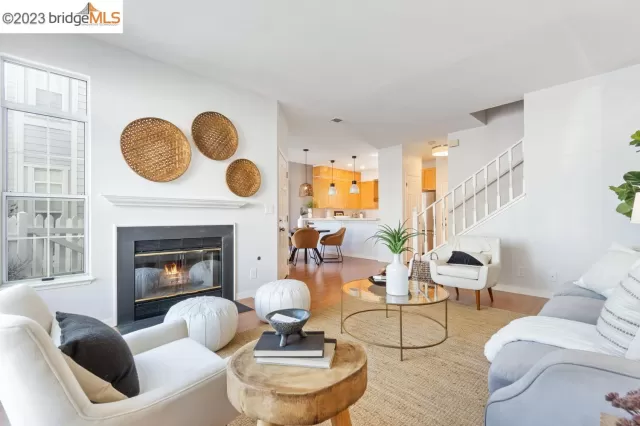 MLS: 41023744 Condo For Sale