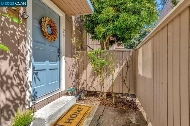 MLS: 41023767 Condo For Sale