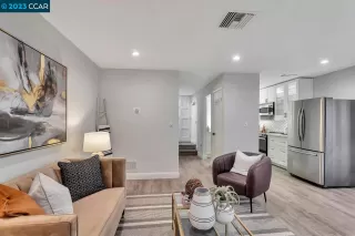 Photo #1: 41023767 Listing