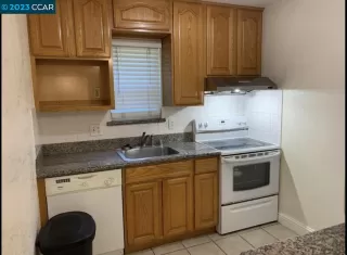 Photo #6: 41023772 Listing