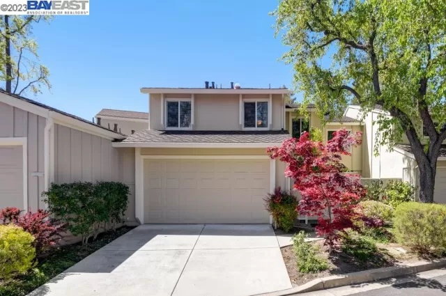 MLS: 41023791 Condo For Sale