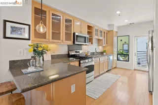 Photo #3: 41023792 Listing