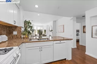 Photo #5: 41023806 Listing 