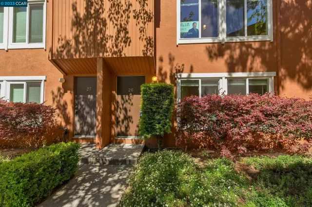 MLS: 41023820 Condo For Sale