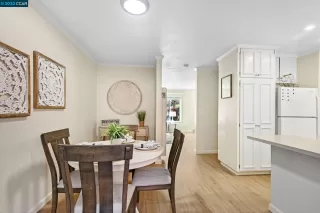Photo #6: 41023820 Listing